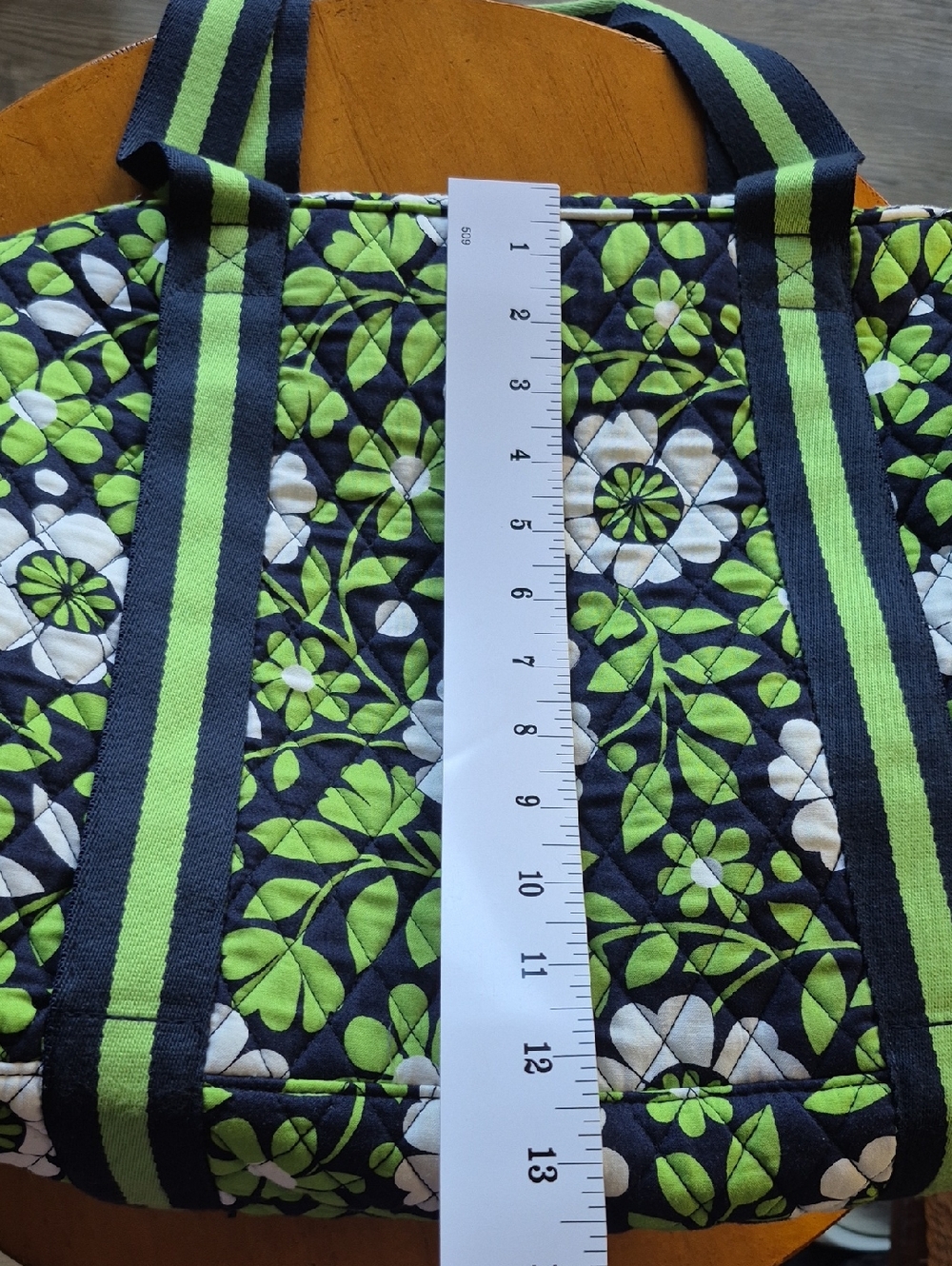 Vera Bradley Lucky You medium Quilted Floral Tote Bag in Black & Green. EUC - Picture 10 of 13